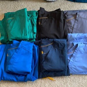 Men’s carhartt scrub set